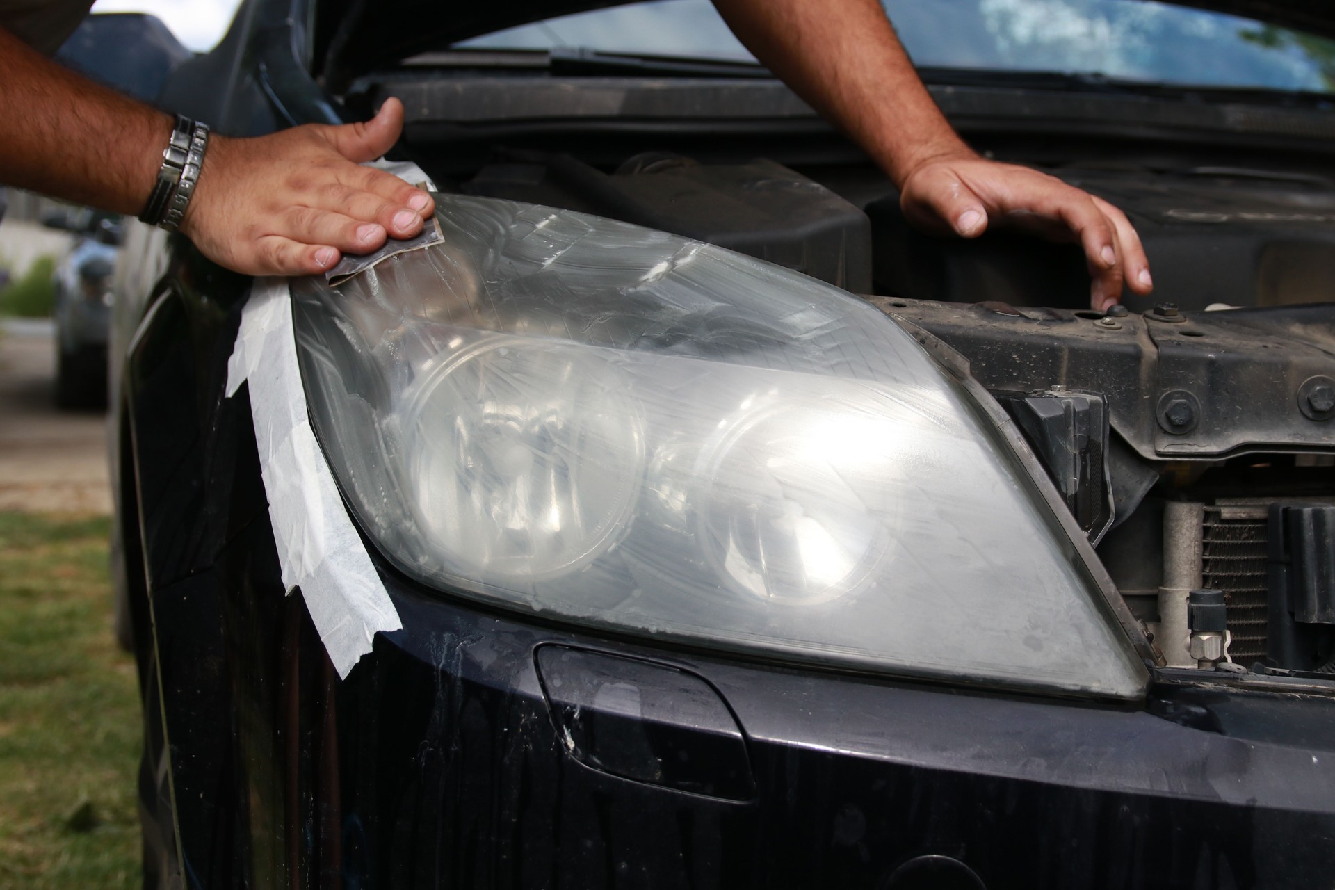 Car headlight polishing